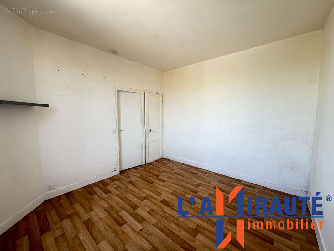 Appartement à SARTROUVILLE
