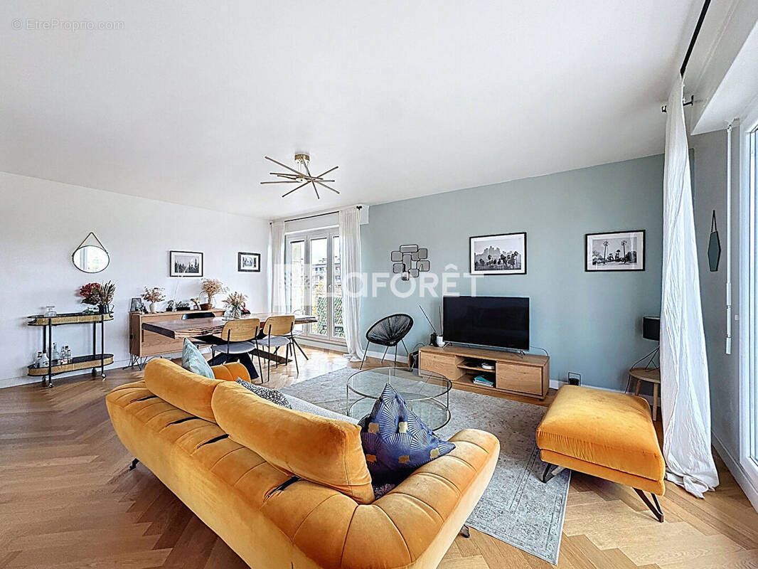 Appartement à FONTENAY-SOUS-BOIS