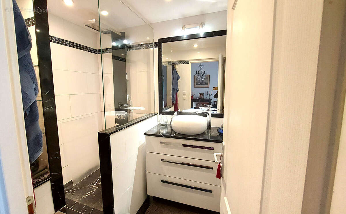 Appartement à VERSAILLES