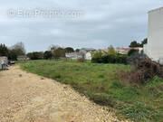 Terrain à LA TREMBLADE