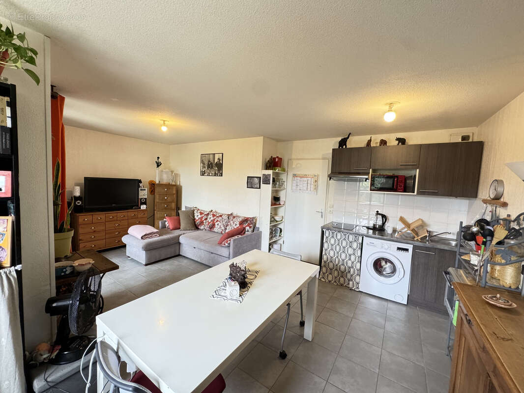 APPARTEMENT T1 DE 34 M2 avec terrasse et jardin - photo 3