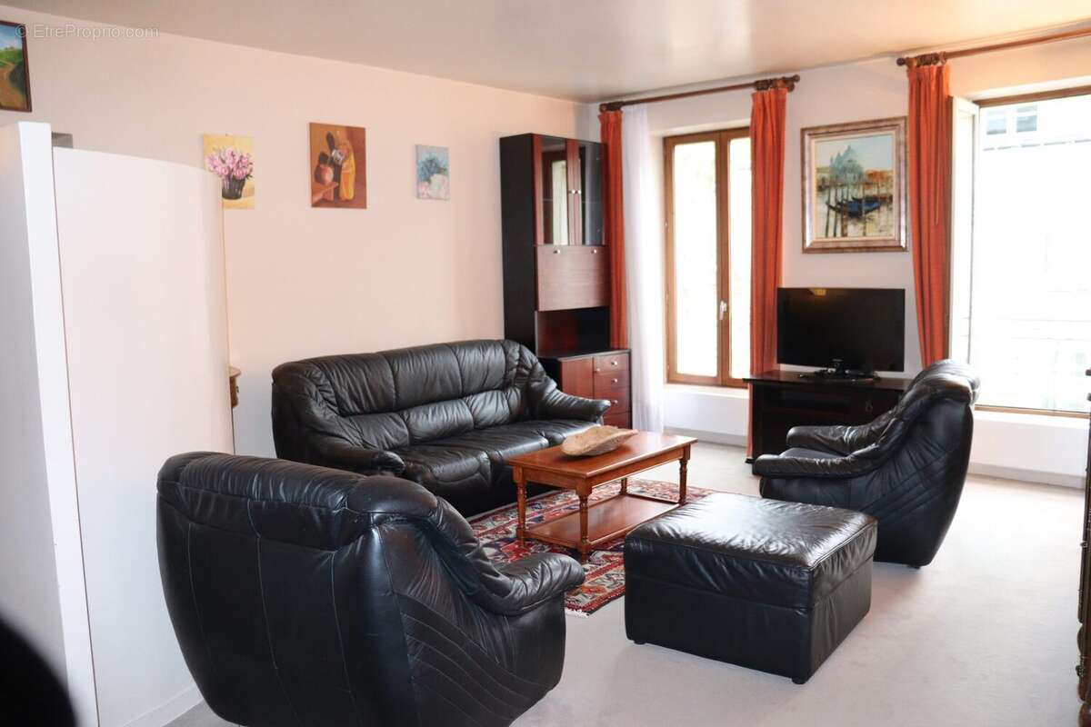 Appartement à BOUGIVAL