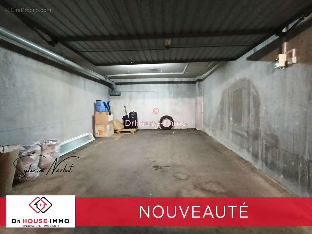 Parking à LE GRAU-DU-ROI