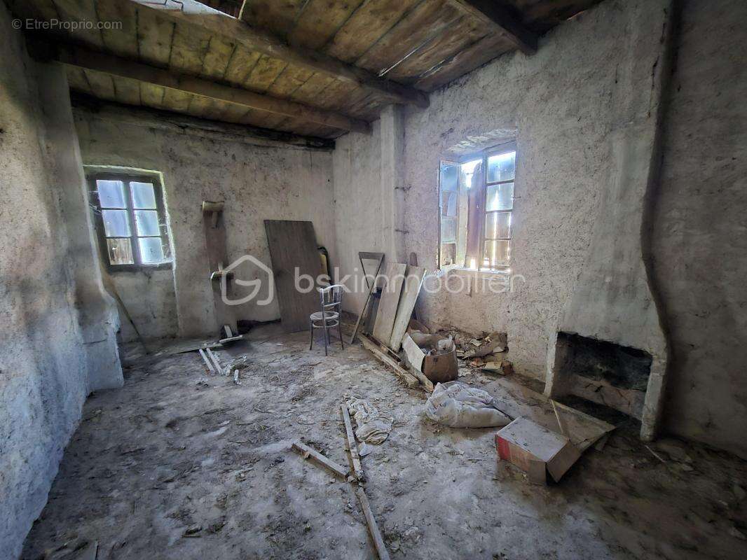 Maison à LACHAPELLE-SOUS-AUBENAS