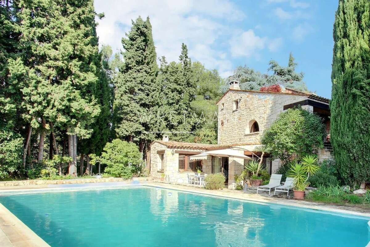 Maison à COLOMARS