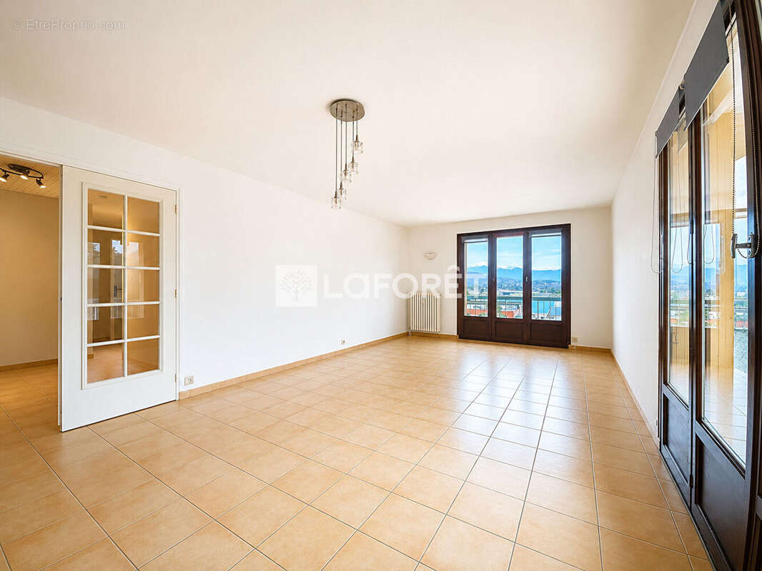Appartement La Ravoire 3 pièce(s) 85 m2 - photo 3