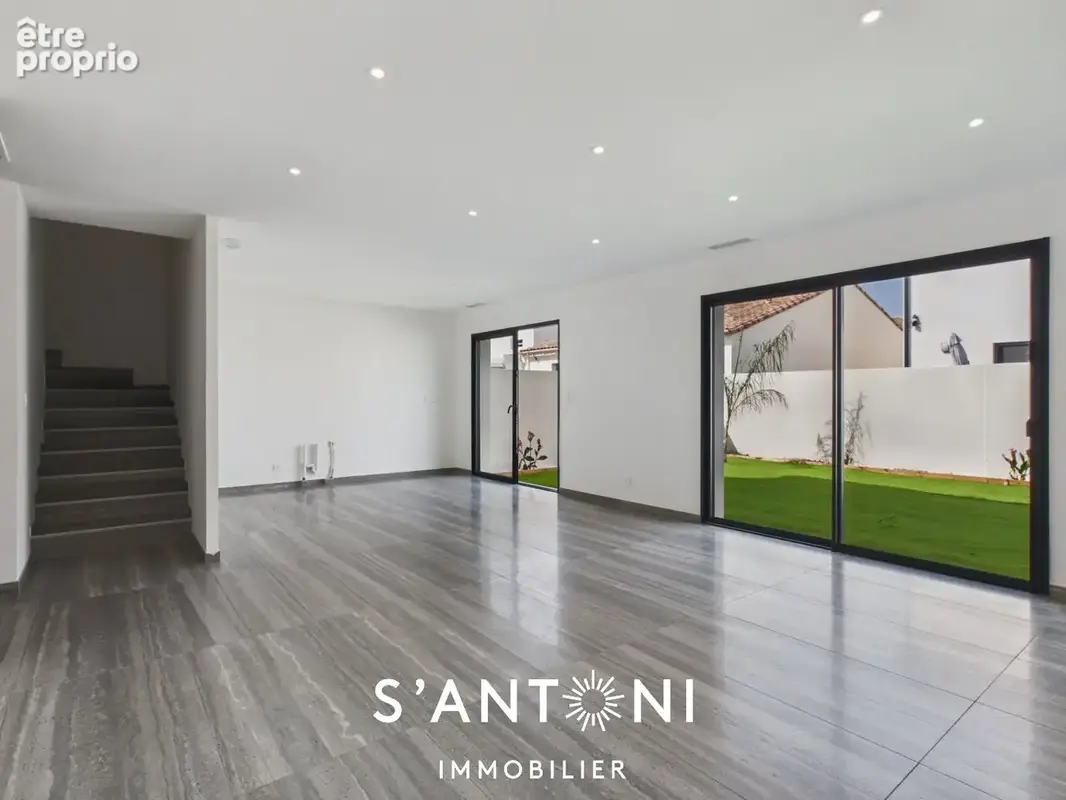 Photo Maison à Vias au prix de 319 000€