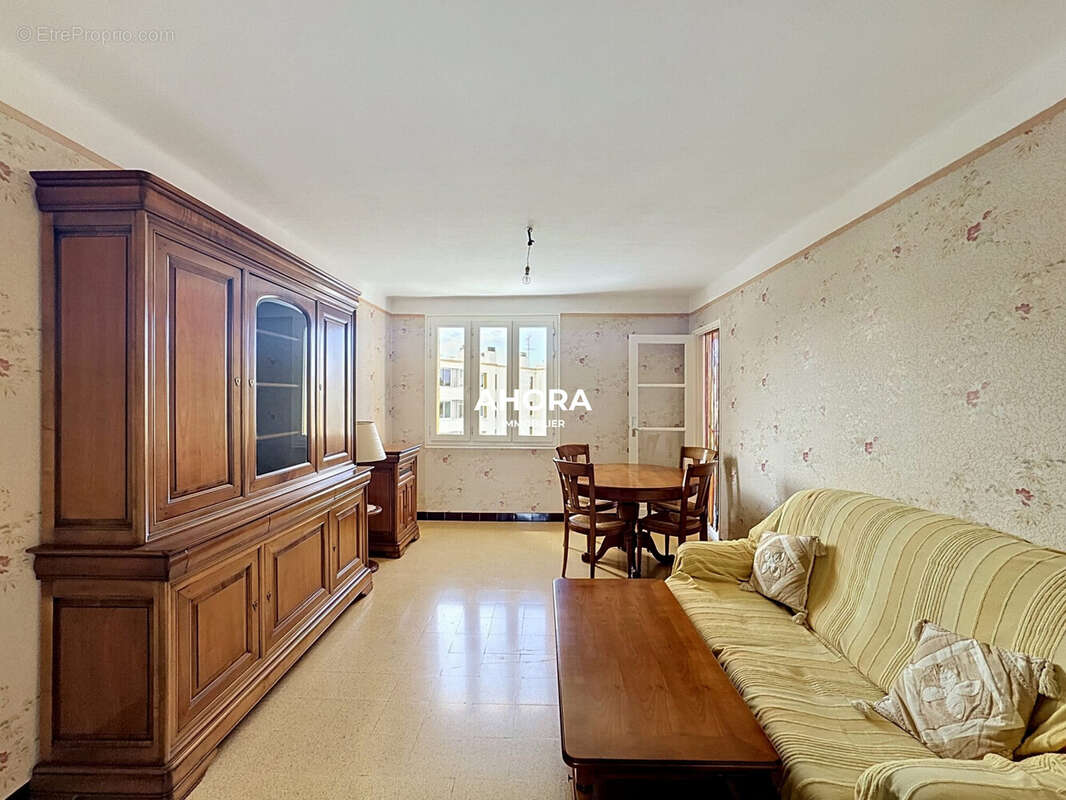 Appartement à MARSEILLE-9E