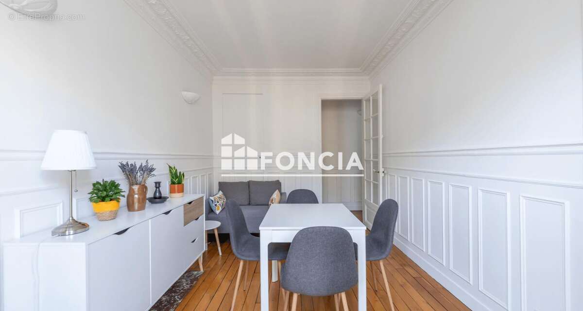 Appartement à PARIS-14E