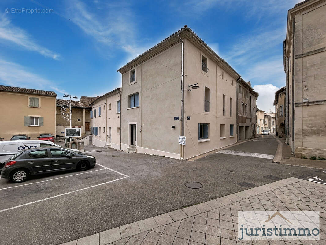Maison à MONDRAGON