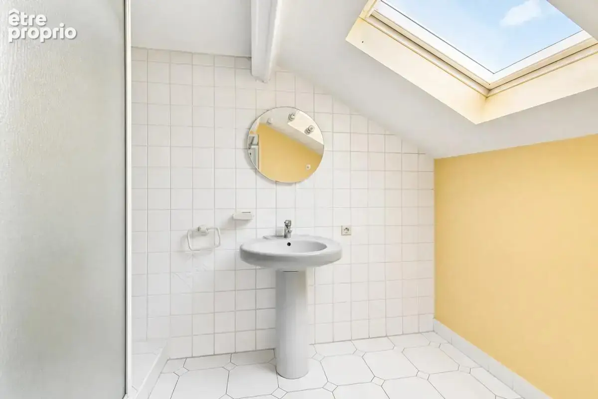 Spacieuse maison de 8 pièces à Noisy-le-Sec - photo 16
