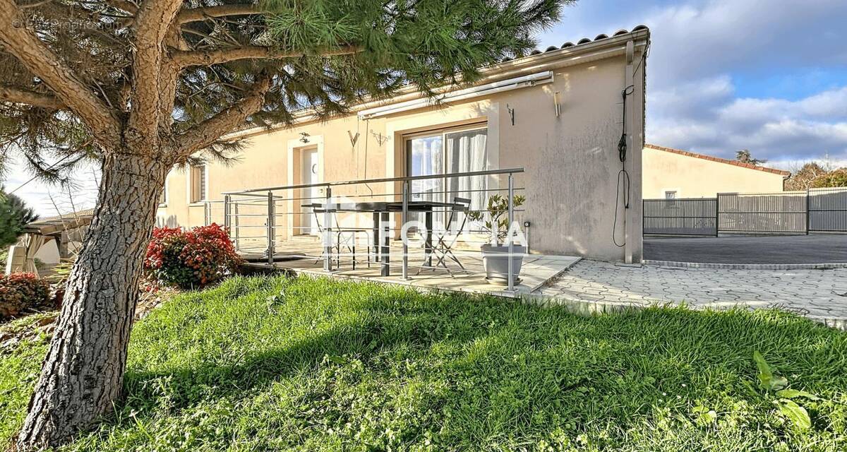 Maison à SAINT-JUST-LE-MARTEL