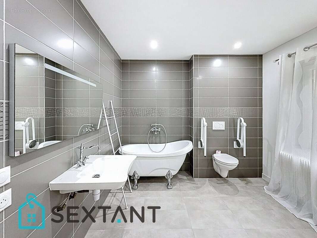 Maison à VILLERS-ECALLES