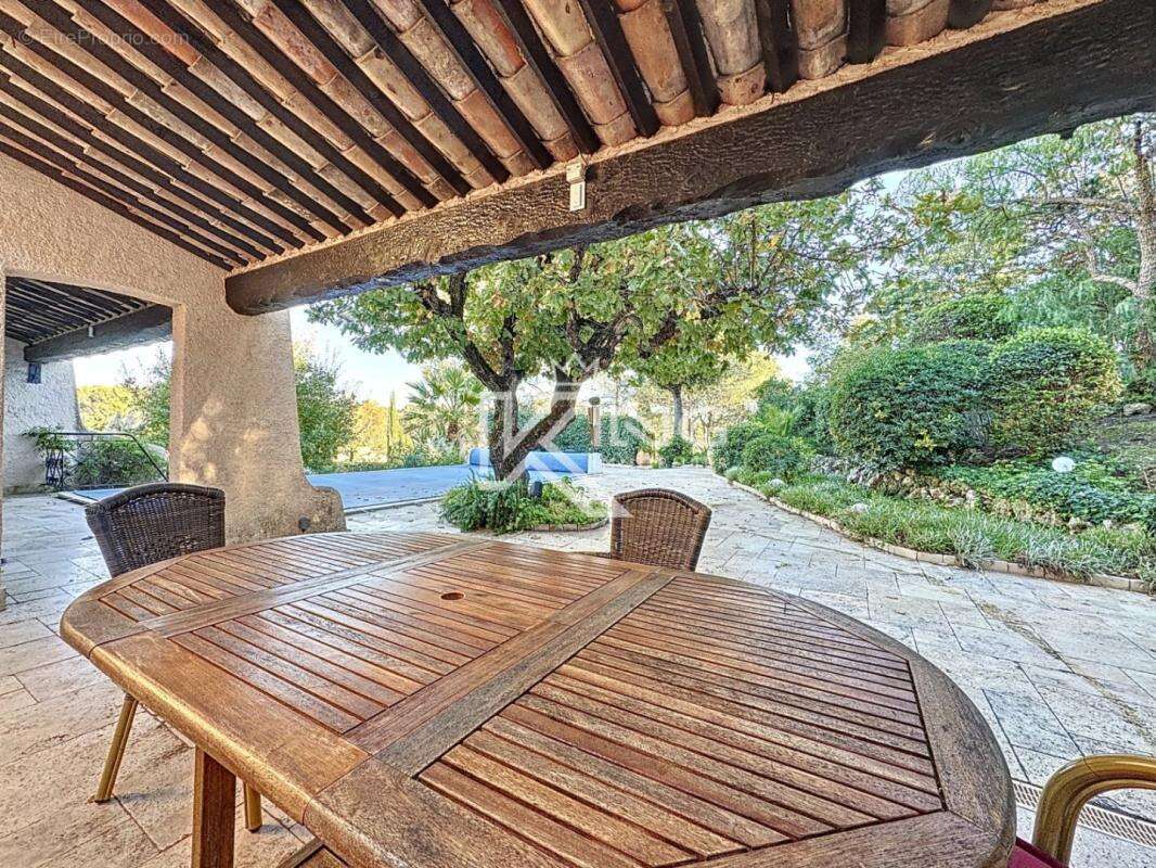 Villa de charme sur 1800 m2 de terrain - photo 16