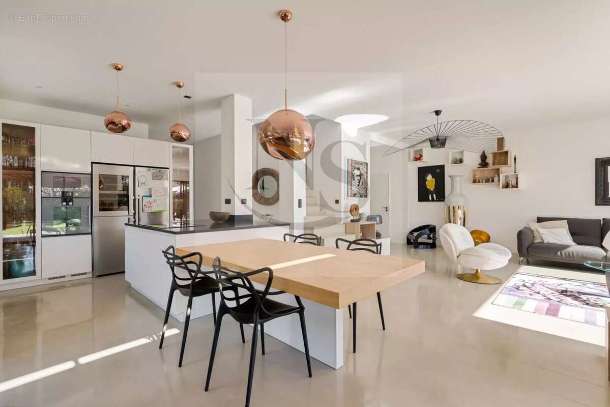 Maison à AIX-EN-PROVENCE