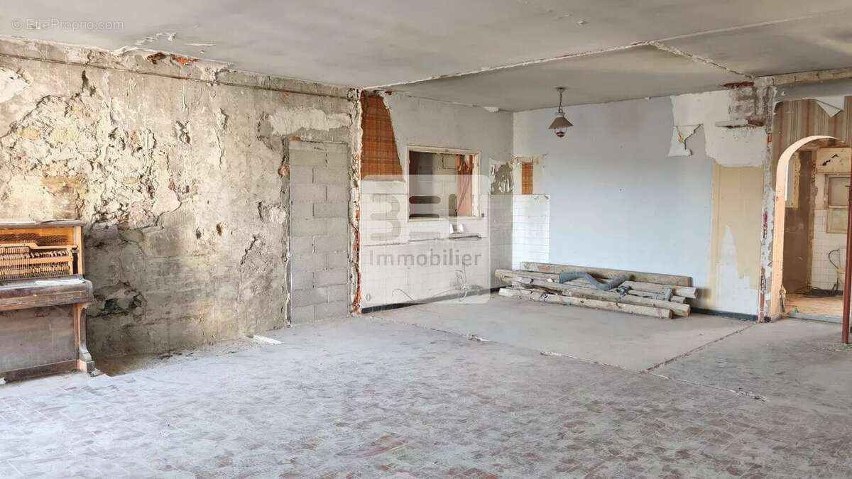 Maison à TULETTE
