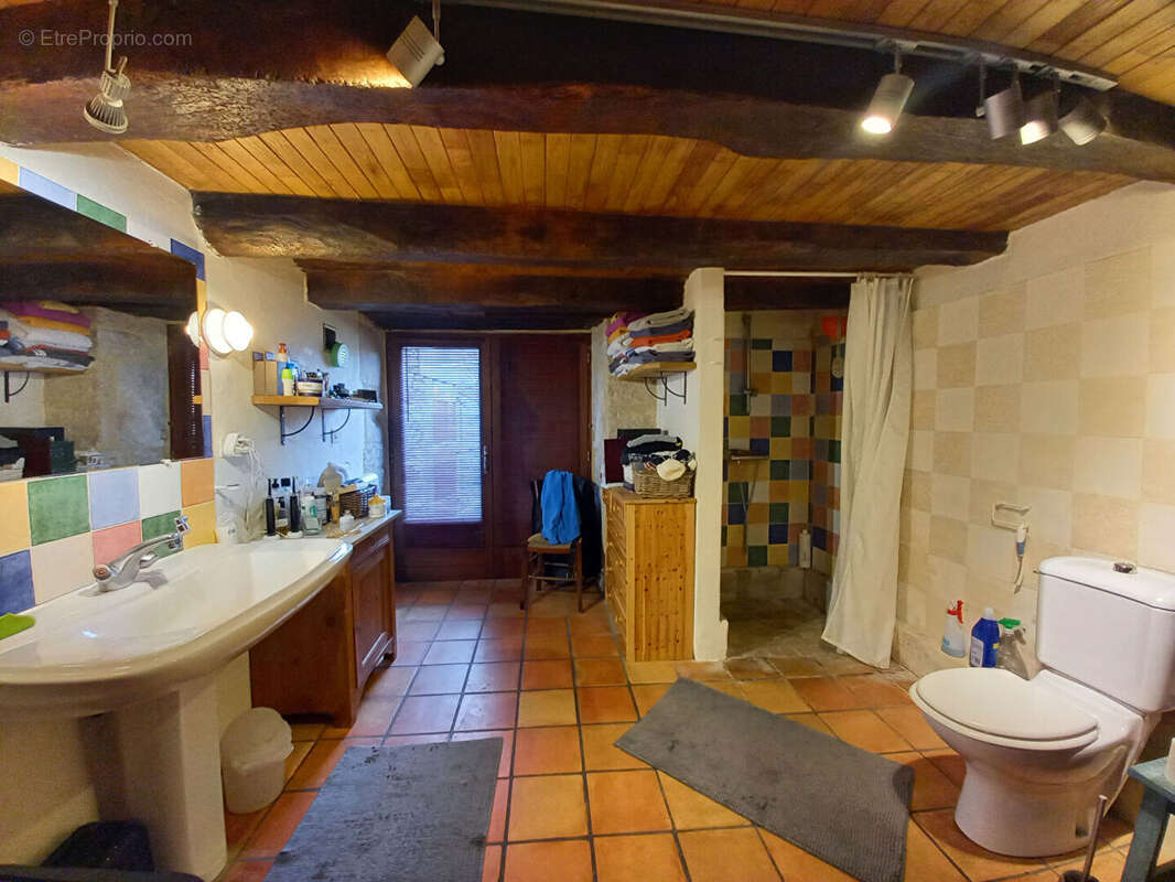 Maison à QUISSAC