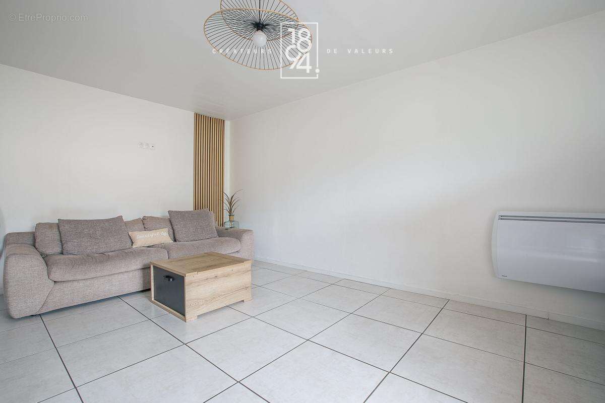 Appartement à MARSEILLE-11E