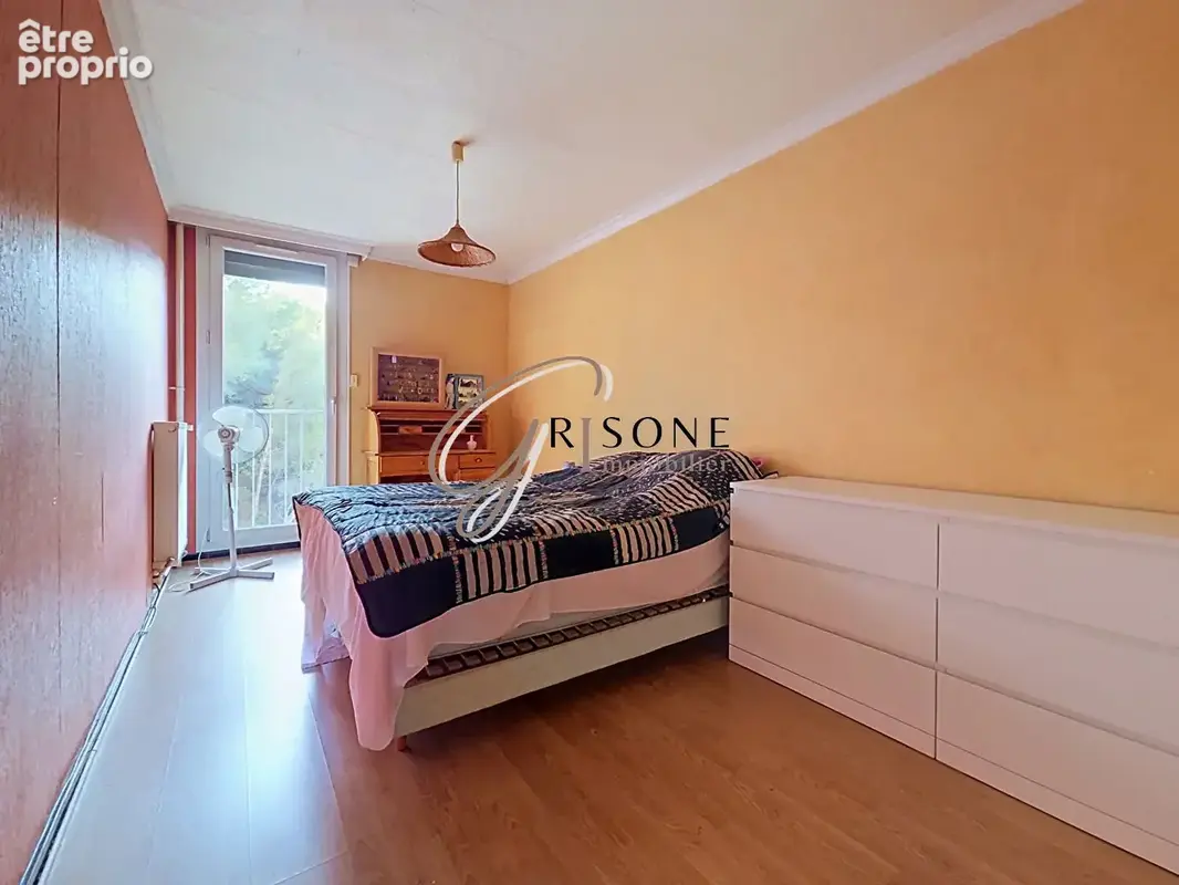 Appartement T4 de 85 m² à La Seyne sur mer - photo 4