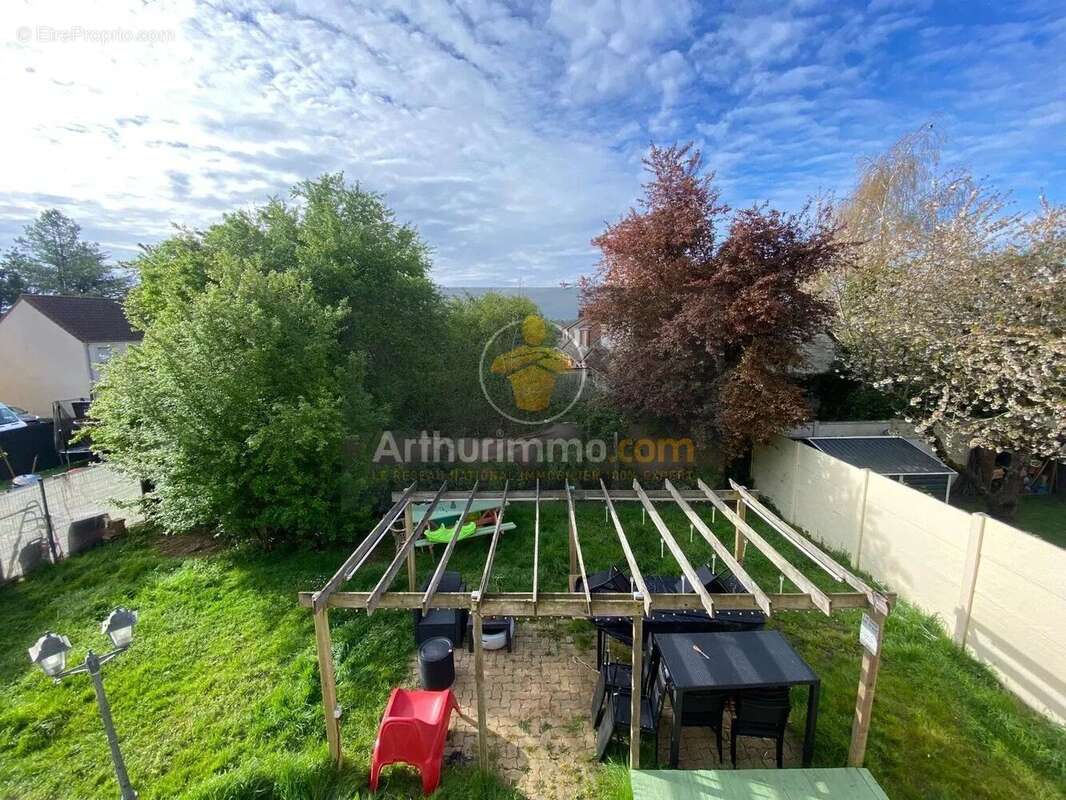 Maison à GRETZ-ARMAINVILLIERS
