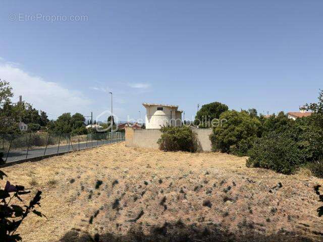 Terrain constructible 569 m2 - photo 5