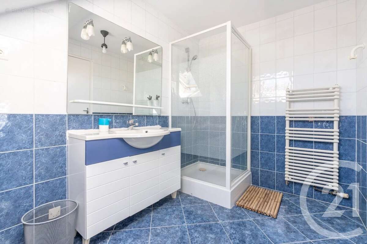 Maison à VILLIERS-SUR-MARNE