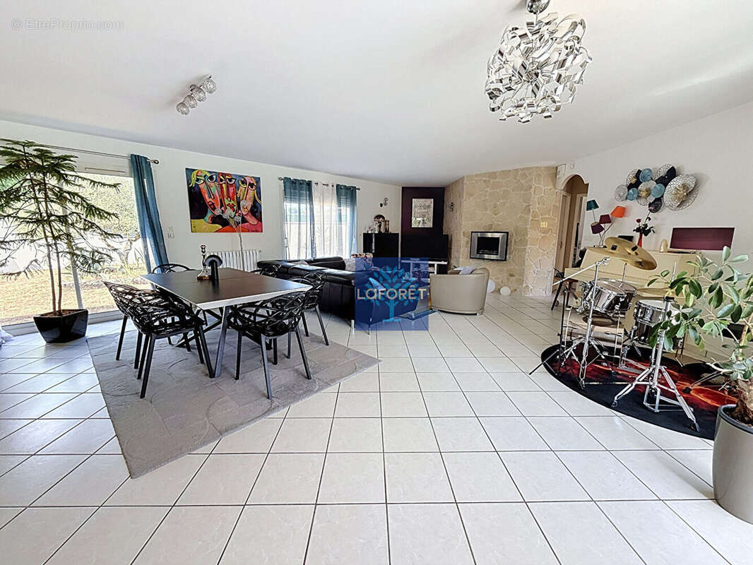 Maison Martignas Sur Jalle 5 pièces 150 m² - photo 2