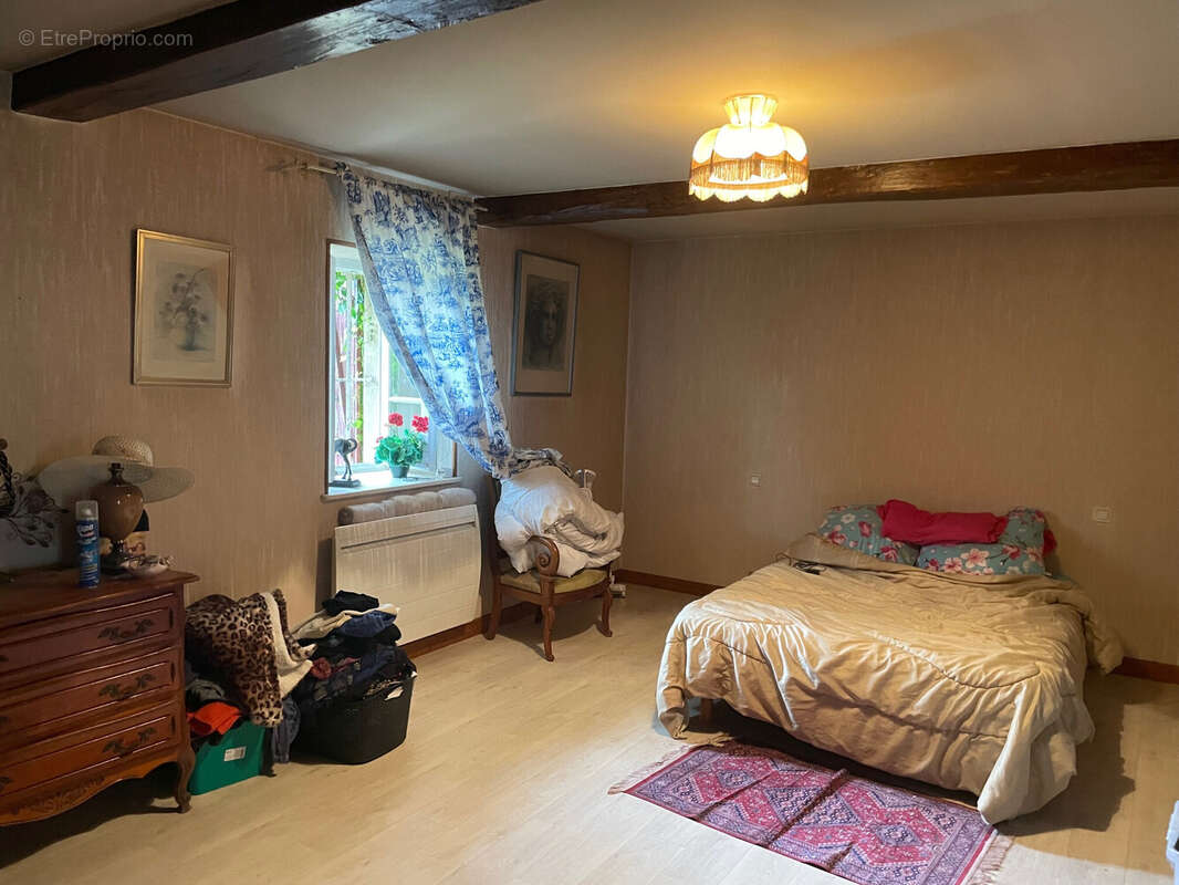 Maison à LA CLAYETTE