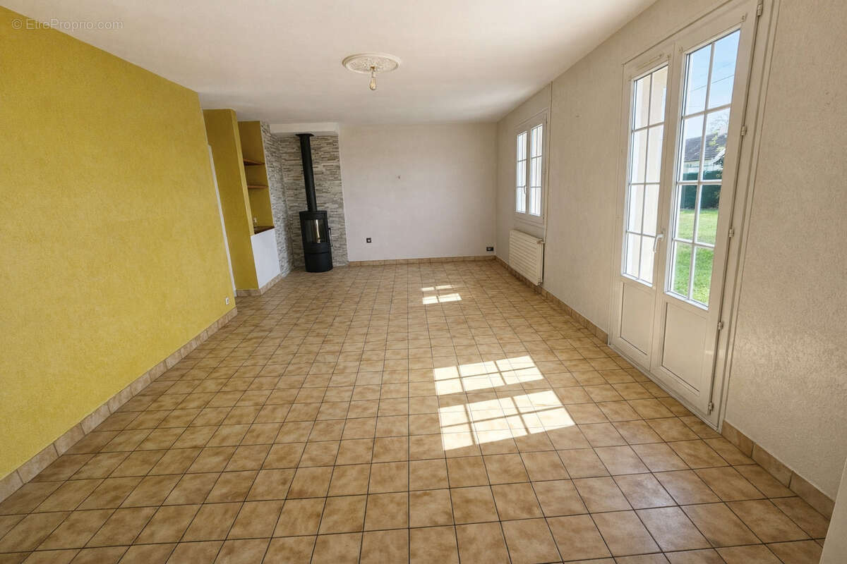 Maison à LAIGNE-EN-BELIN