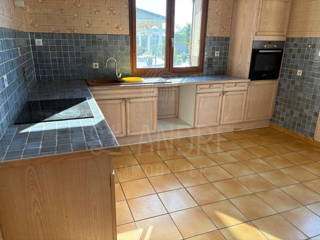 Maison à BEAUREPAIRE