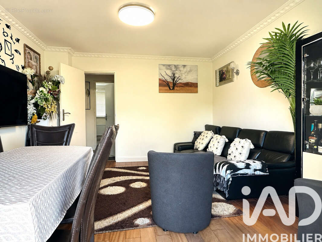 Photo 3 - Appartement à ROSNY-SOUS-BOIS
