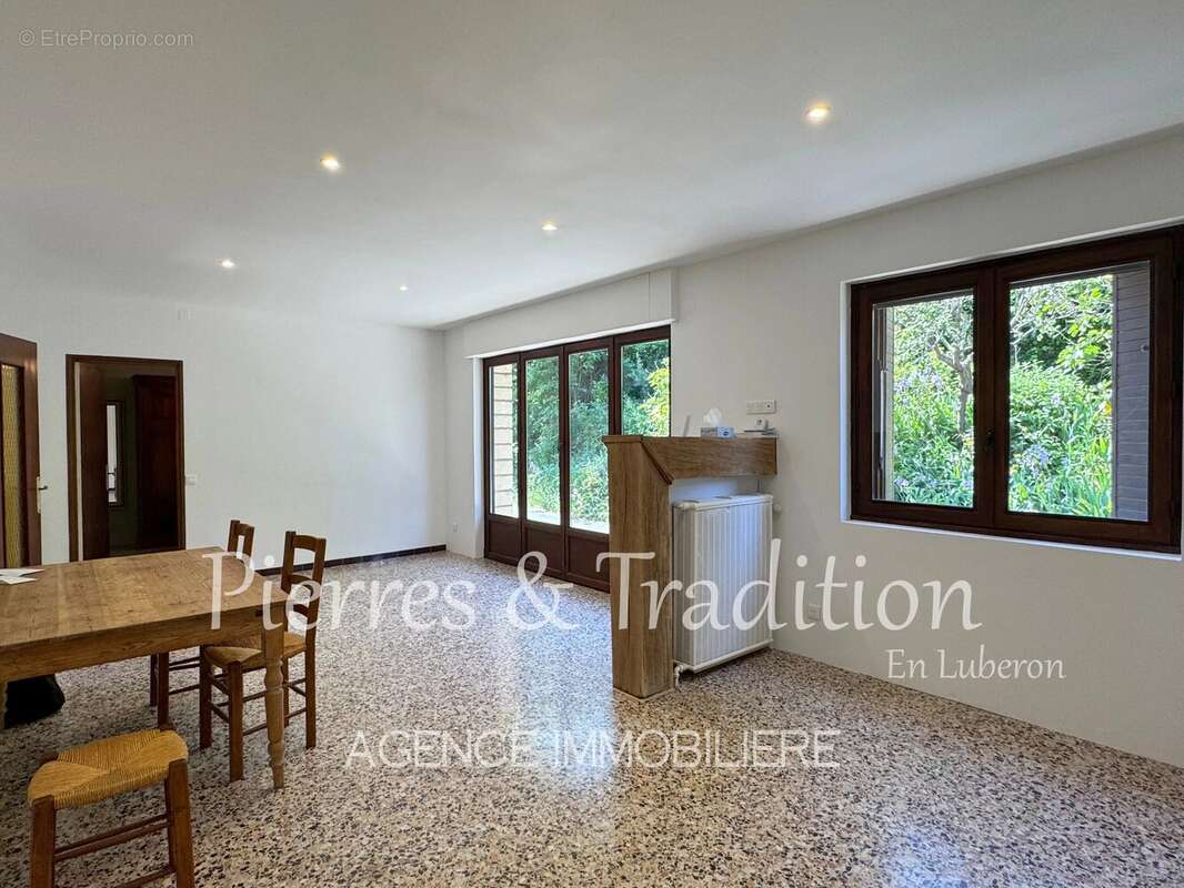 Apt, maison avec jardin à deux pas du centre-ville - photo 4