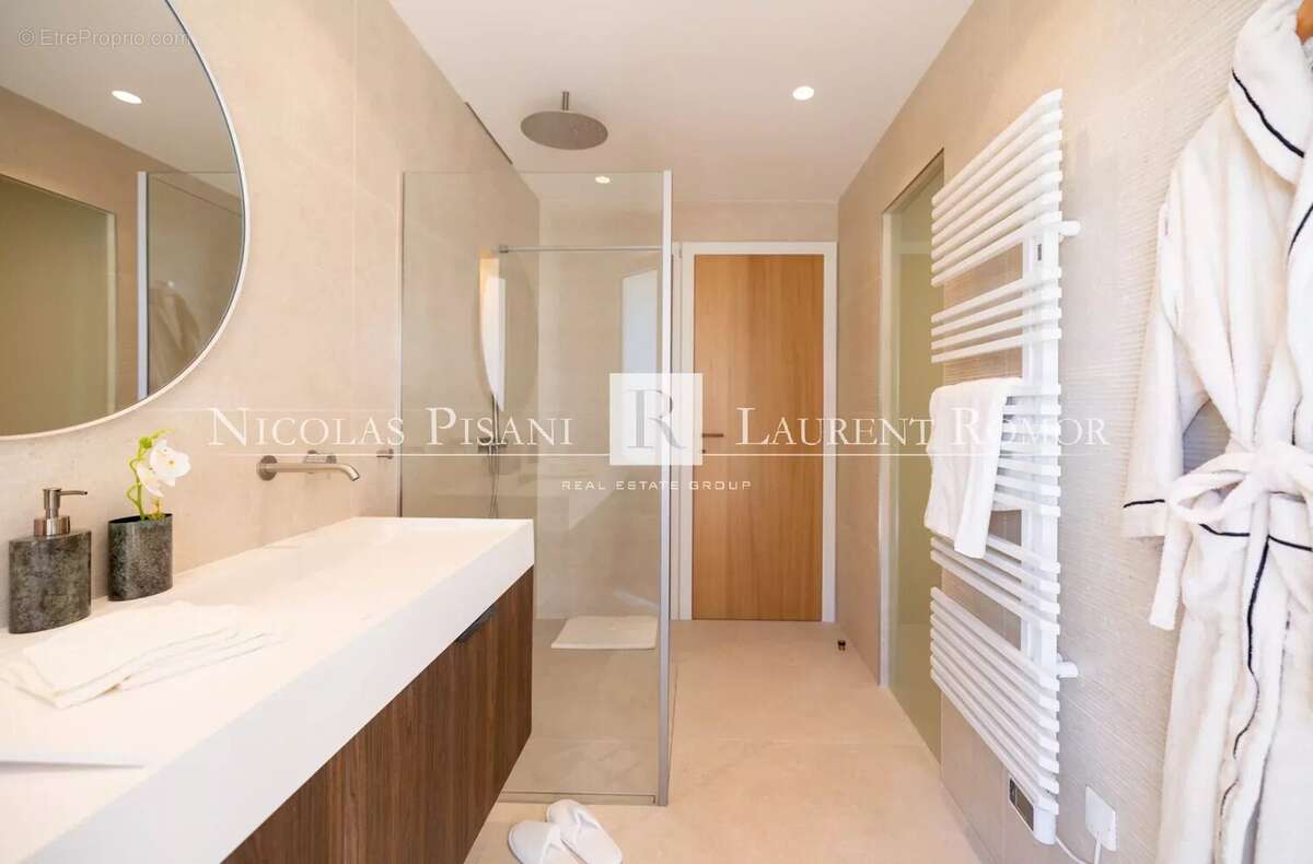 Appartement à VILLEFRANCHE-SUR-MER