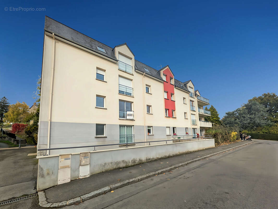 Appartement à SAINT-AUBIN-D'AUBIGNE