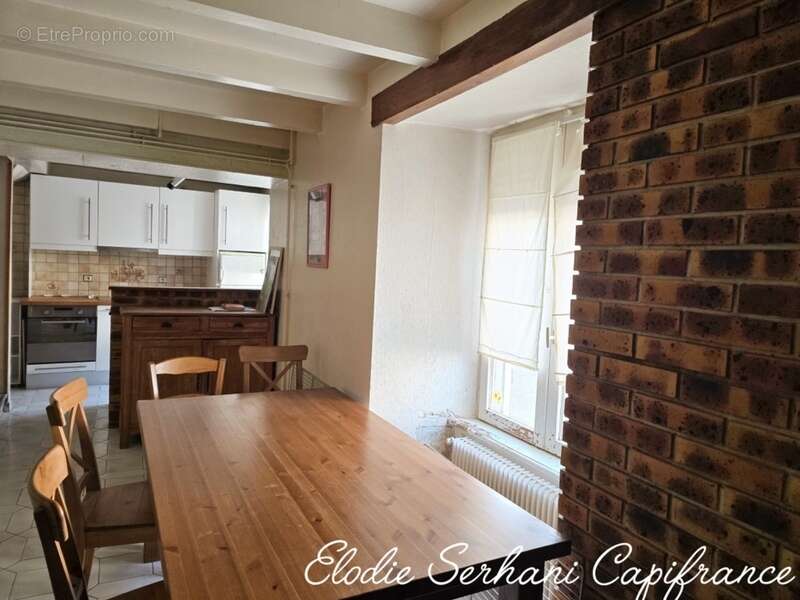 Appartement à COLOMBIER-FONTAINE