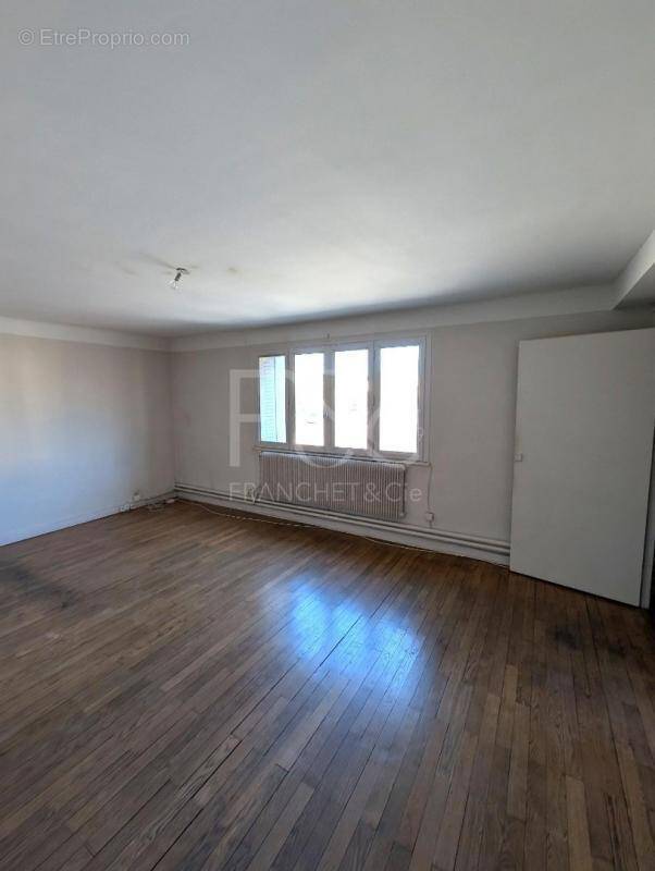 Appartement à FRANCHEVILLE