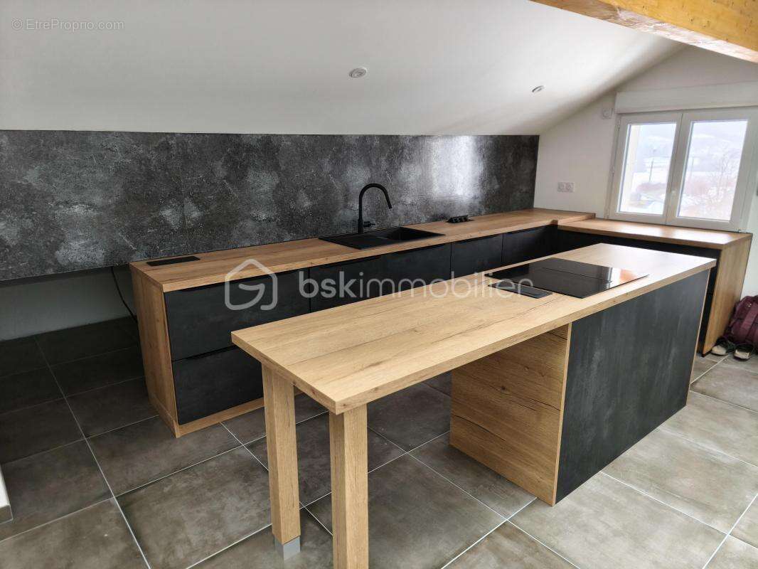 Appartement à BOIS-D'AMONT