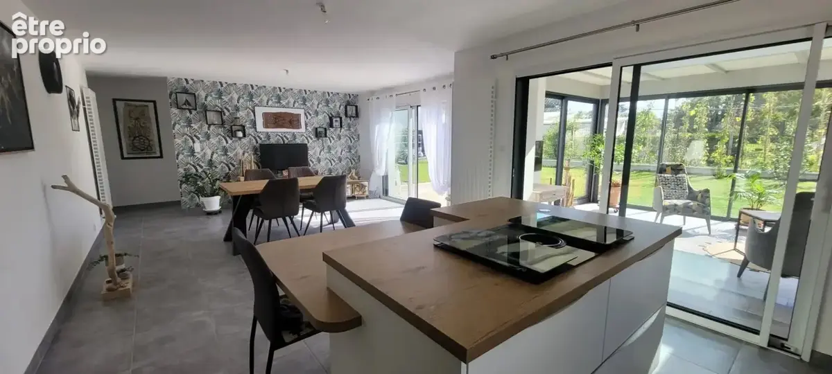 Contemporaine proche commerce a 10 minutes des plages - photo 2