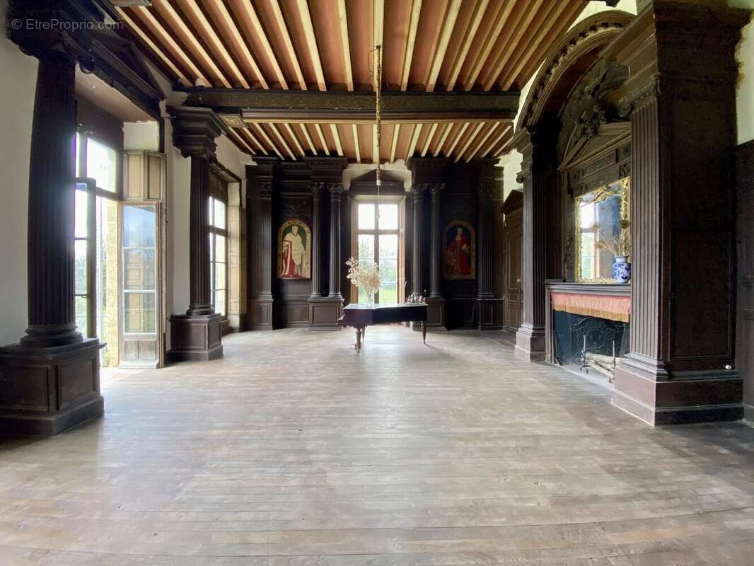 Maison à MIRANDE