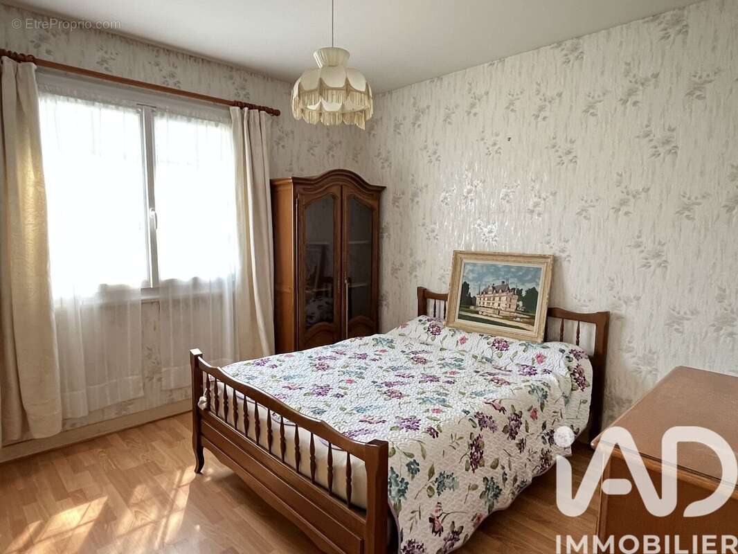Maison 120 m² à Bethines  - photo 5