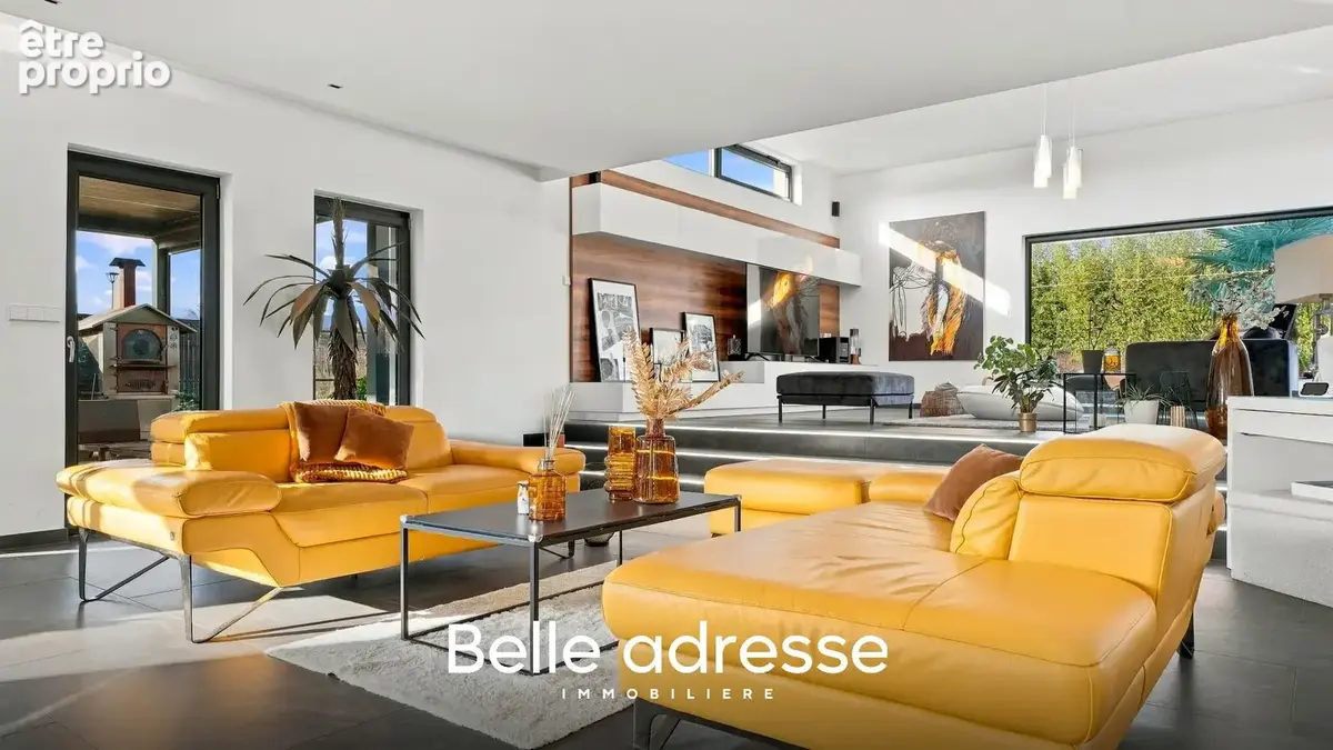 Ensemble immobilier exceptionnel  villa, appartements & espaces commerciaux - photo 2