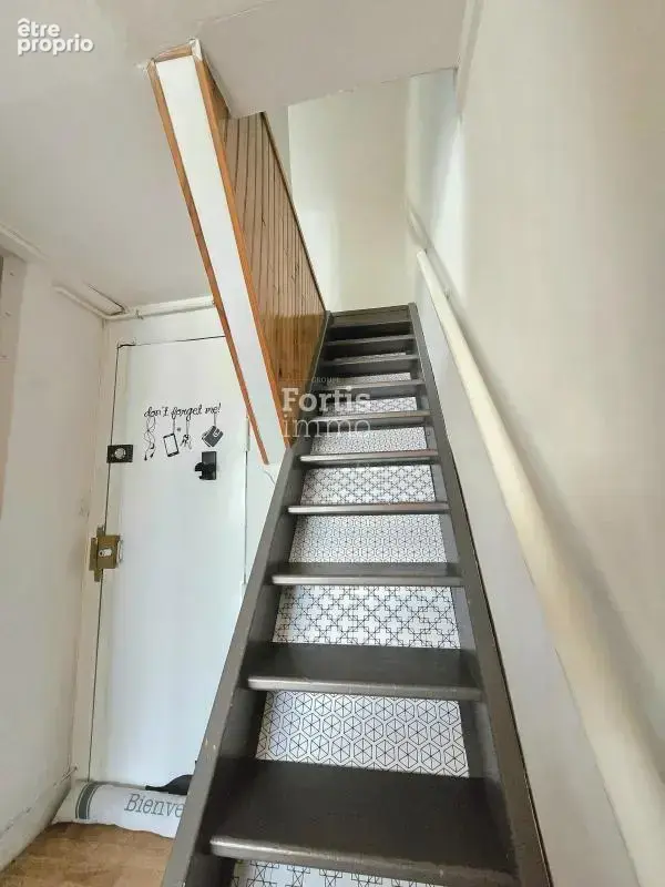 Paris 2 - duplex de 3 pieces, dernier etage avec vue degagee - photo 9