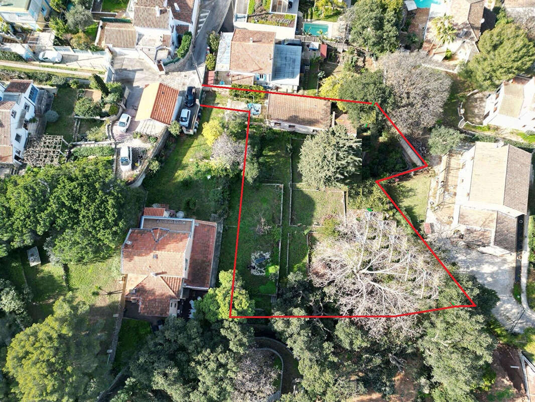 Terrain à LE PRADET