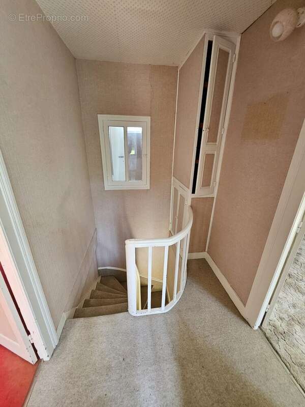 Maison 93 m² à Le Pin  - photo 9