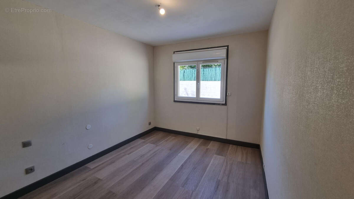 Maison à LEZIGNAN-CORBIERES