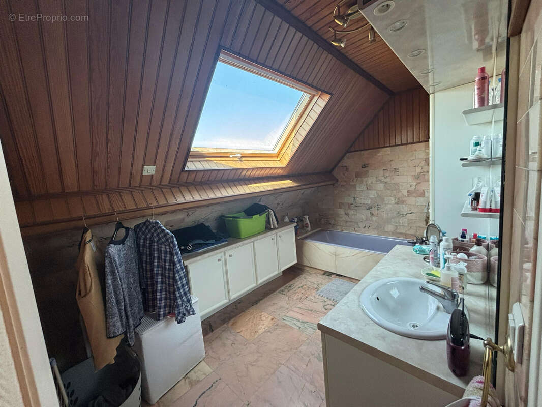 Maison à LE BLANC-MESNIL