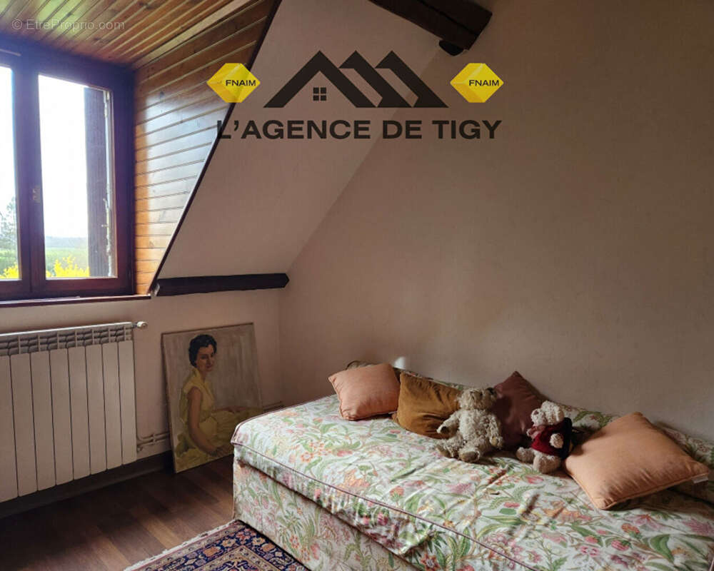 Maison à NEUVY-EN-SULLIAS