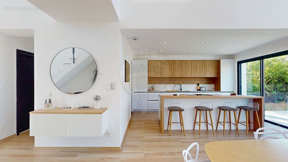 Maison à MEUNG-SUR-LOIRE