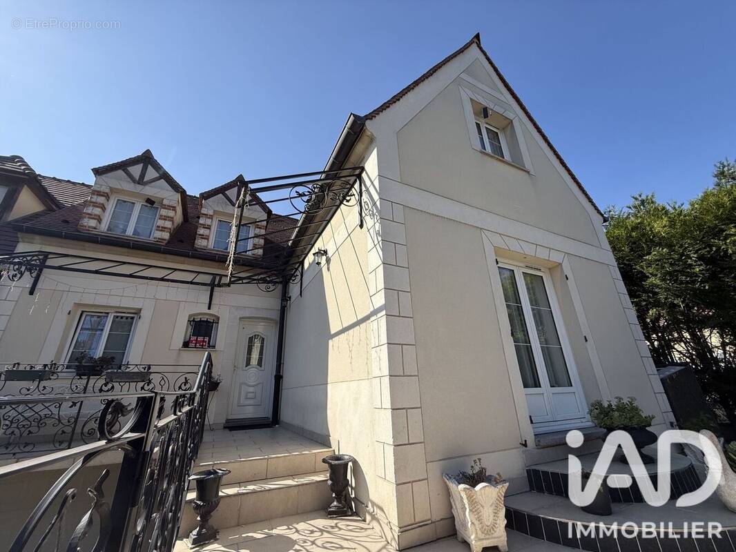 Photo 1 - Maison à ARNOUVILLE-LES-GONESSE