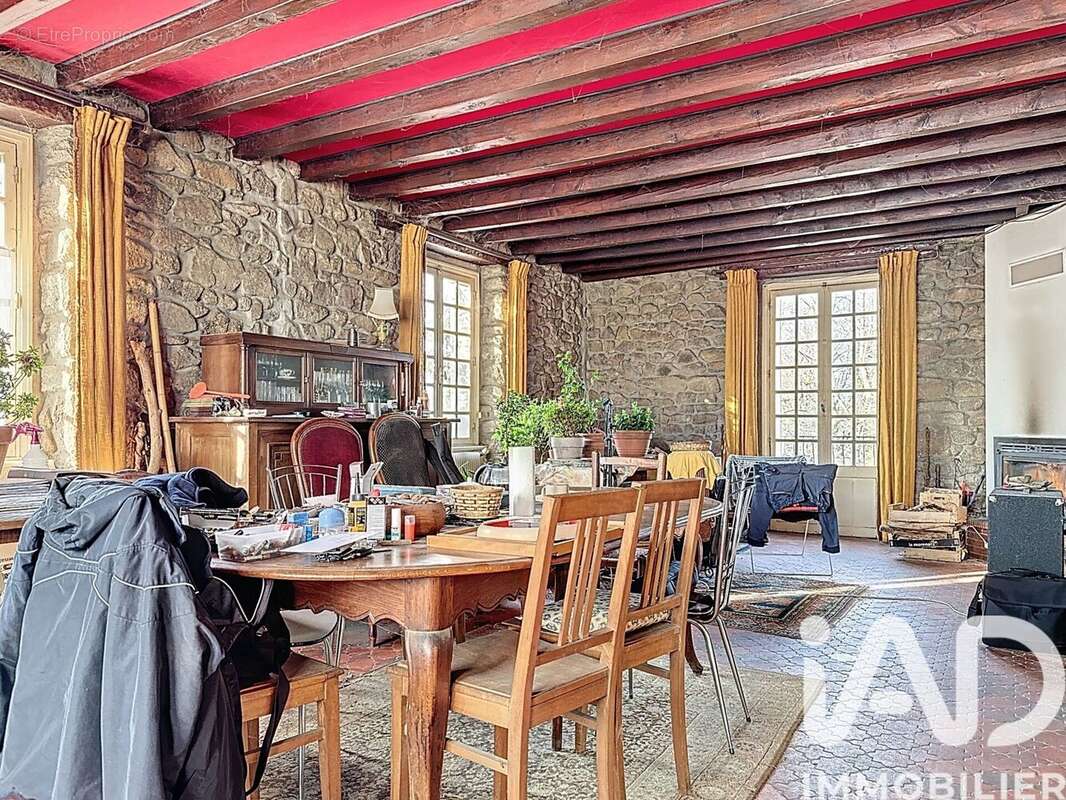 Maison 183 m² à Tours-Sur-Meymont  - photo 5